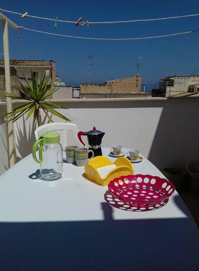 Casa Vacanza Isola Sul Mare Castellammare del Golfo Buitenkant foto